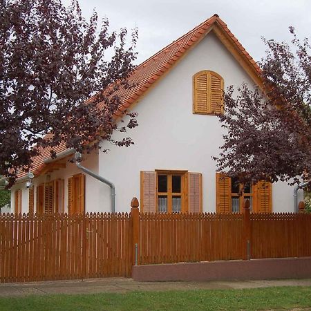 Apartment Balatonbereny 8 מראה חיצוני תמונה