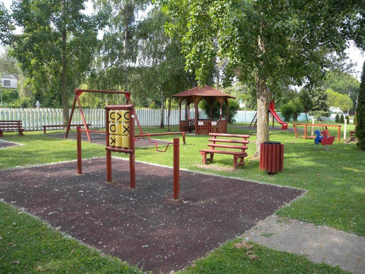 Apartment Balatonbereny 8 מראה חיצוני תמונה